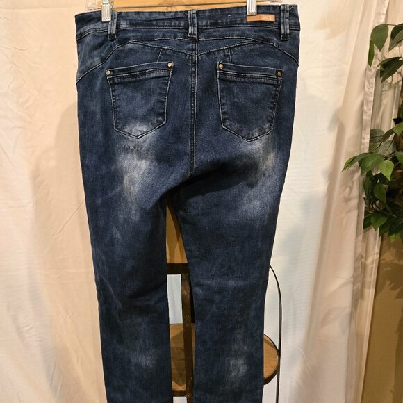AMERICAN QUALITY WOMEN'S JEANS - Picture 8 of 10
